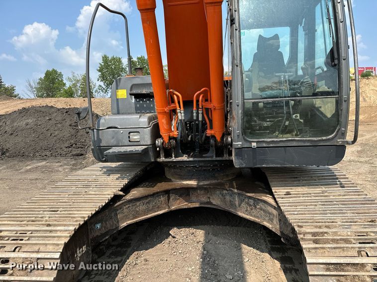 image for item MQ9329 2012 Hitachi ZX200LC-3  excavator
