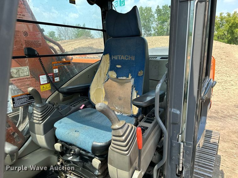 image for item MQ9329 2012 Hitachi ZX200LC-3  excavator