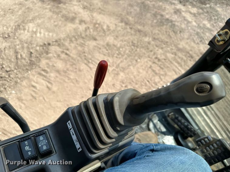 image for item MQ9329 2012 Hitachi ZX200LC-3  excavator