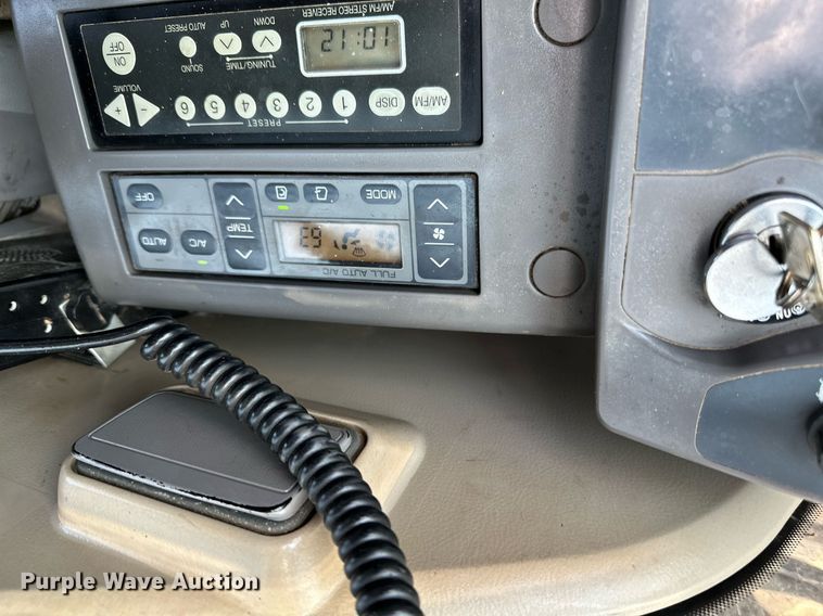 image for item MQ9329 2012 Hitachi ZX200LC-3  excavator