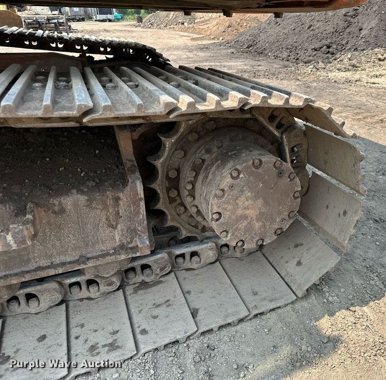 image for item MQ9329 2012 Hitachi ZX200LC-3  excavator