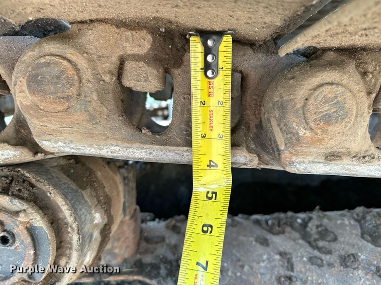 image for item MQ9329 2012 Hitachi ZX200LC-3  excavator