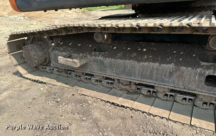 image for item MQ9329 2012 Hitachi ZX200LC-3  excavator