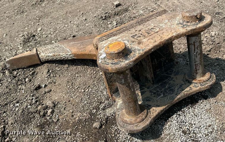 image for item MQ9330 CMP Attachments  ripper tooth