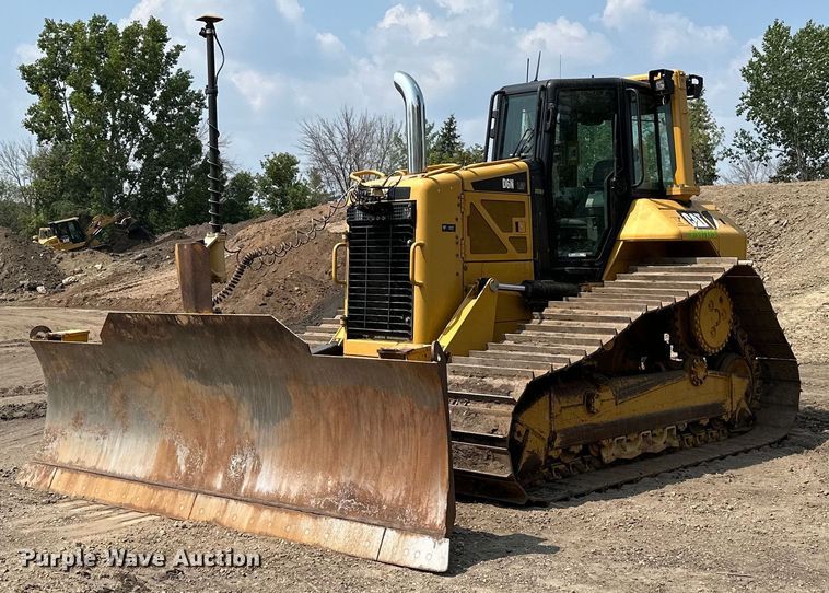 image for item MQ9332 2014 Caterpillar D6N LGP  dozer