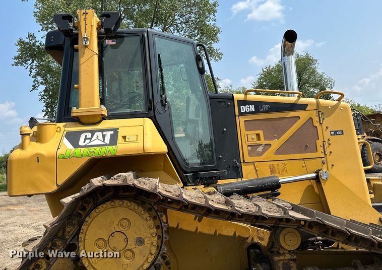 image for item MQ9332 2014 Caterpillar D6N LGP  dozer
