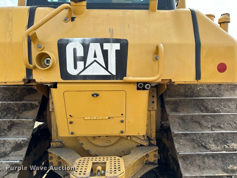 image for item MQ9332 2014 Caterpillar D6N LGP  dozer