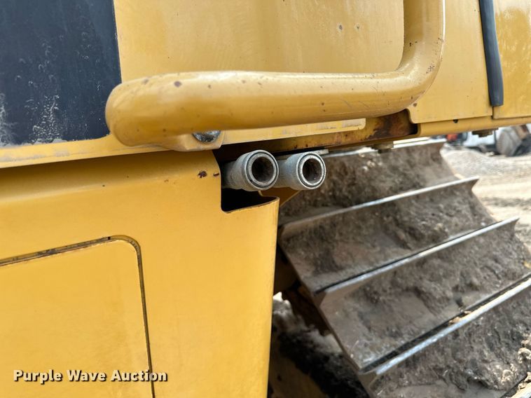 image for item MQ9332 2014 Caterpillar D6N LGP  dozer