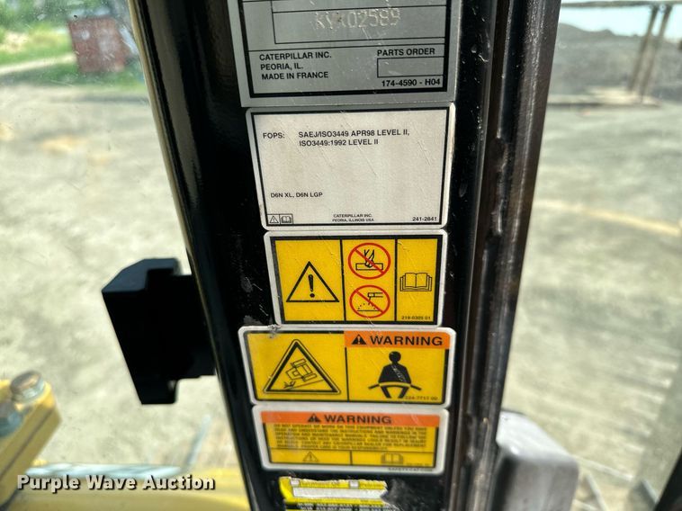 image for item MQ9332 2014 Caterpillar D6N LGP  dozer