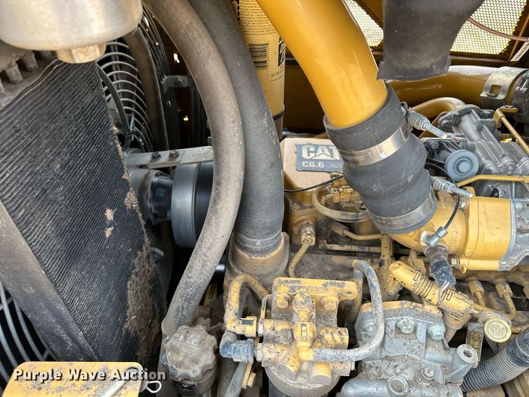 image for item MQ9332 2014 Caterpillar D6N LGP  dozer