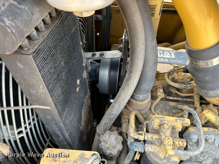 image for item MQ9332 2014 Caterpillar D6N LGP  dozer