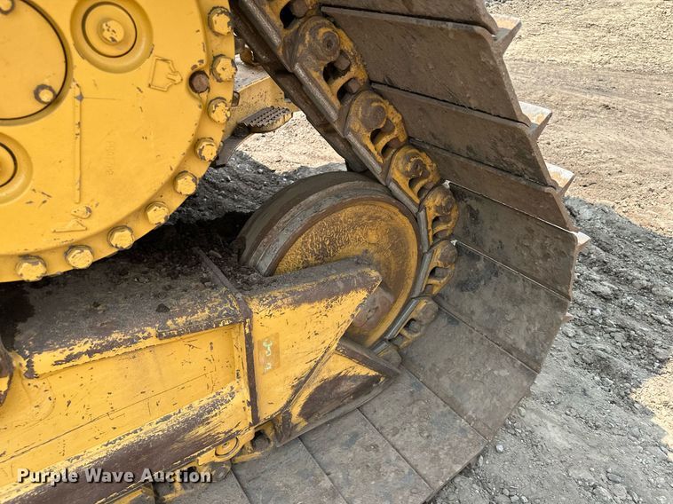 image for item MQ9332 2014 Caterpillar D6N LGP  dozer