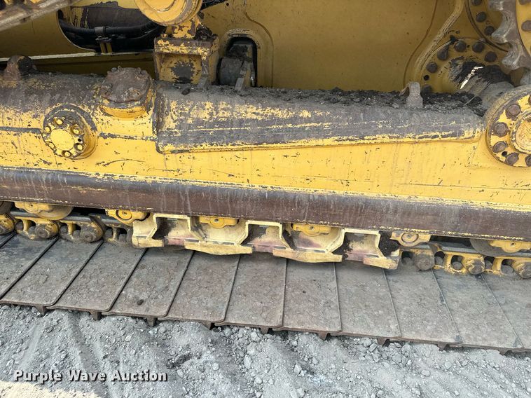 image for item MQ9332 2014 Caterpillar D6N LGP  dozer