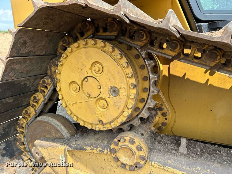 image for item MQ9332 2014 Caterpillar D6N LGP  dozer