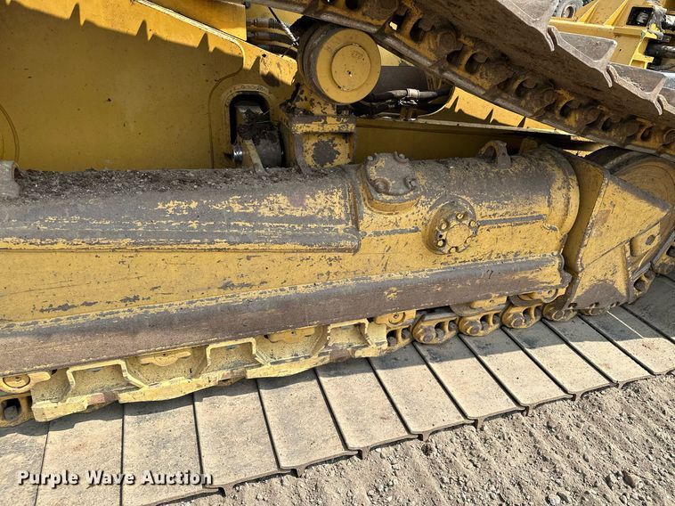 image for item MQ9332 2014 Caterpillar D6N LGP  dozer