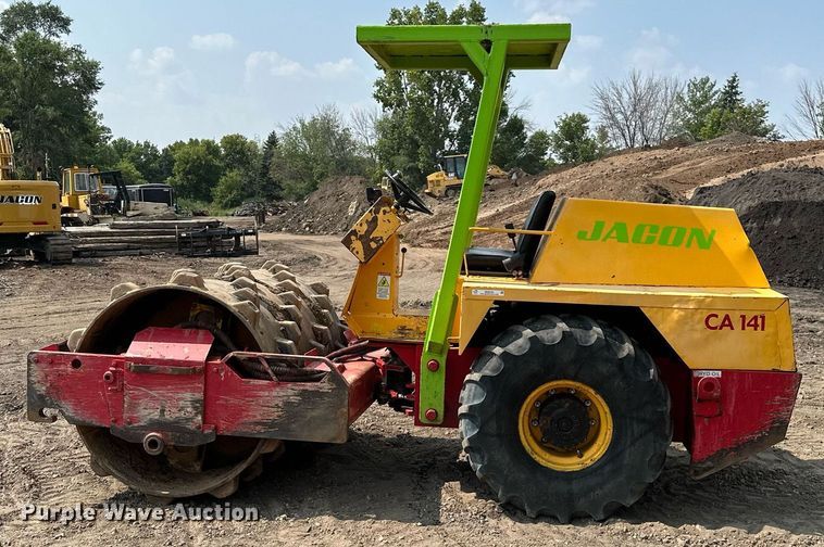 image for item MQ9333 1995 Dynapac CA141  single drum vibratory roller