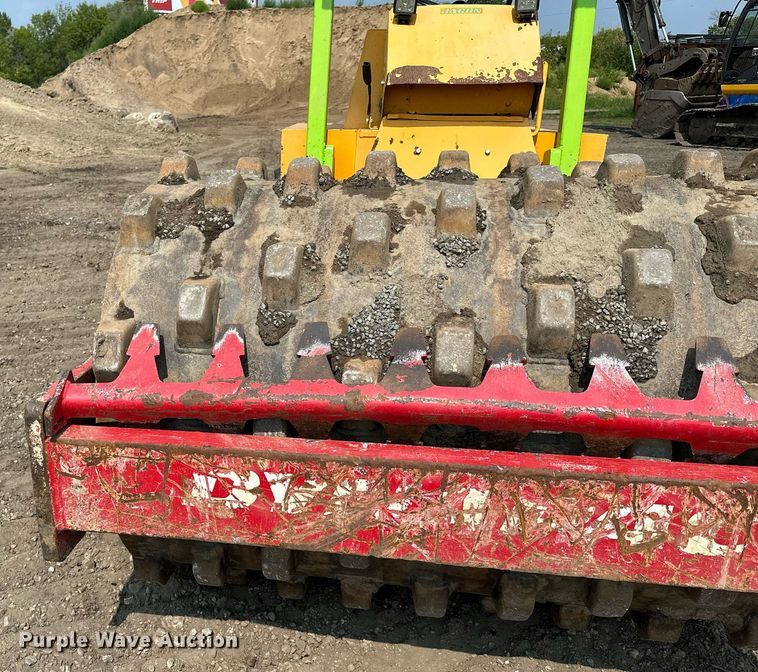 image for item MQ9333 1995 Dynapac CA141  single drum vibratory roller