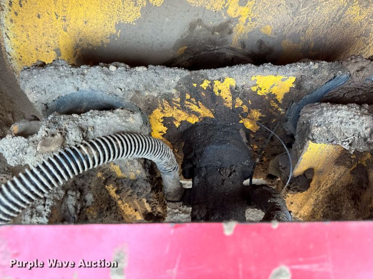 image for item MQ9333 1995 Dynapac CA141  single drum vibratory roller