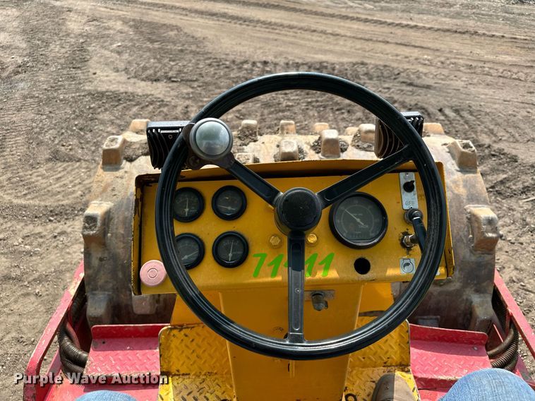 image for item MQ9333 1995 Dynapac CA141  single drum vibratory roller