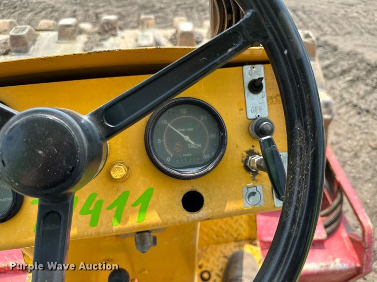 image for item MQ9333 1995 Dynapac CA141  single drum vibratory roller