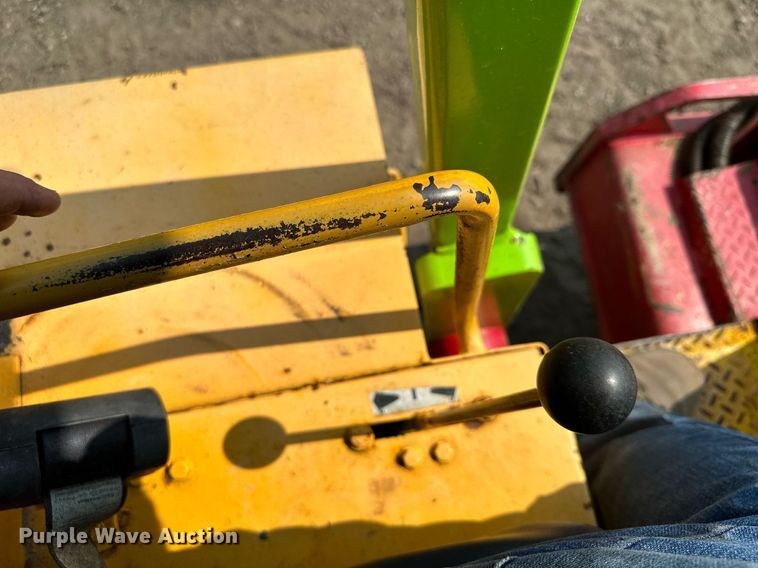 image for item MQ9333 1995 Dynapac CA141  single drum vibratory roller