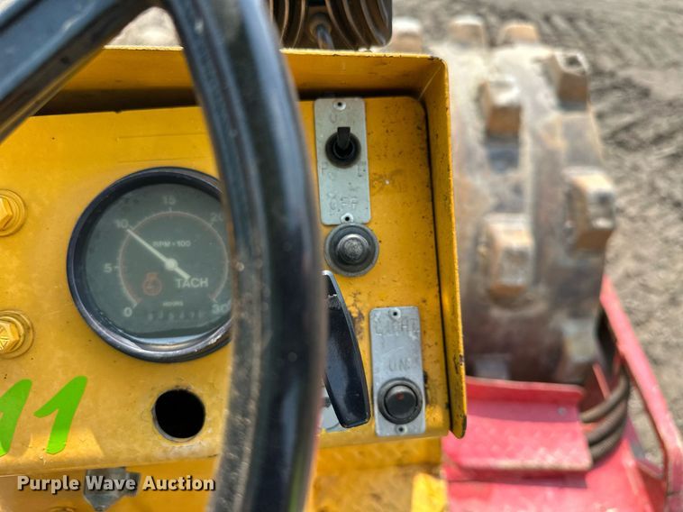 image for item MQ9333 1995 Dynapac CA141  single drum vibratory roller