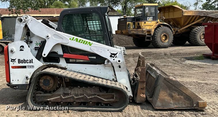 image for item MQ9334 2016 Bobcat T650  skid steer loader
