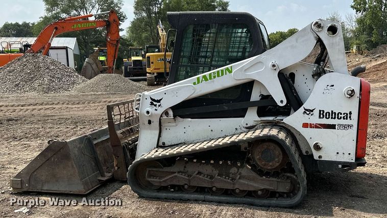 image for item MQ9334 2016 Bobcat T650  skid steer loader