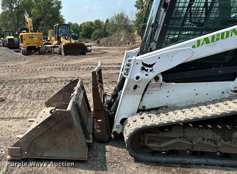 image for item MQ9334 2016 Bobcat T650  skid steer loader