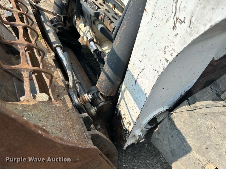 image for item MQ9334 2016 Bobcat T650  skid steer loader