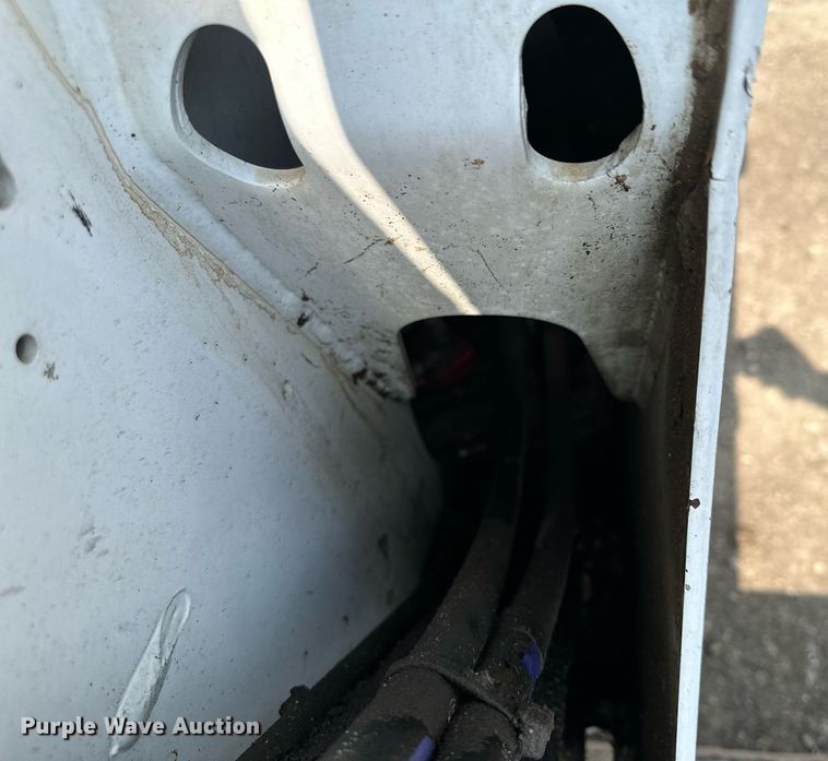 image for item MQ9334 2016 Bobcat T650  skid steer loader