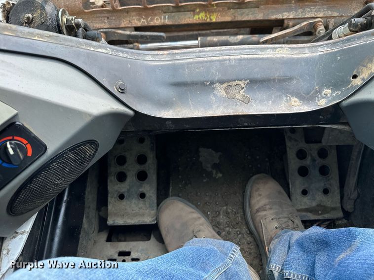 image for item MQ9334 2016 Bobcat T650  skid steer loader