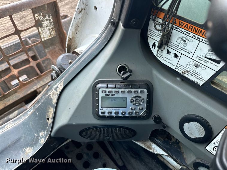 image for item MQ9334 2016 Bobcat T650  skid steer loader