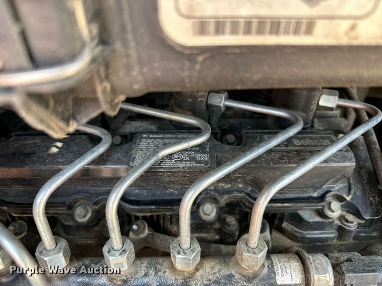 image for item MQ9334 2016 Bobcat T650  skid steer loader