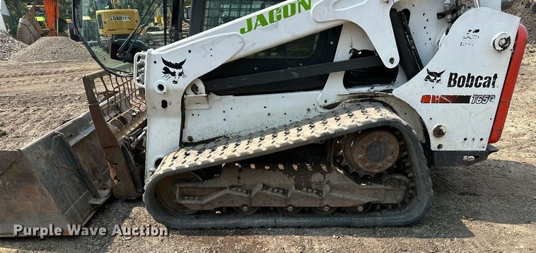 image for item MQ9334 2016 Bobcat T650  skid steer loader