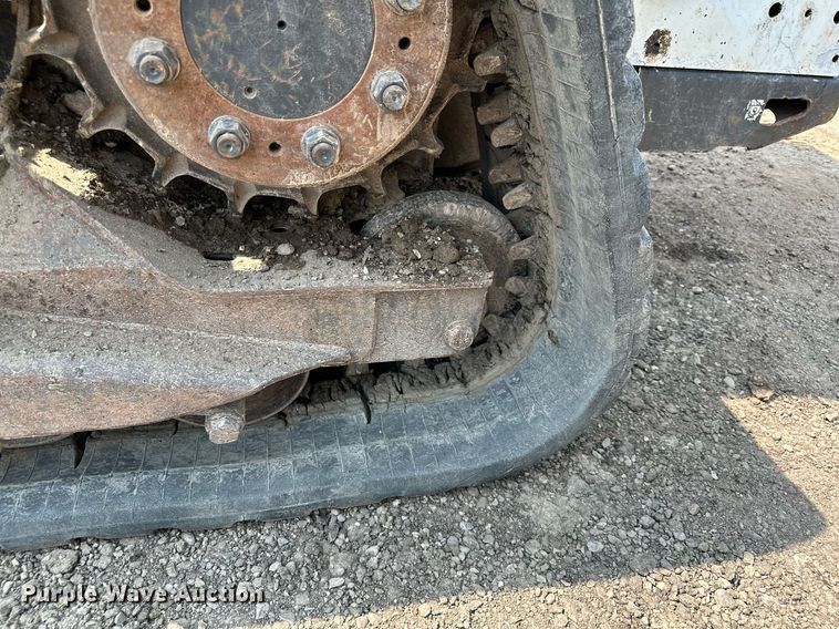 image for item MQ9334 2016 Bobcat T650  skid steer loader