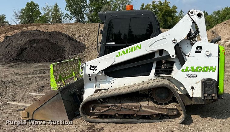 image for item MQ9335 2019 Bobcat T595  skid steer loader