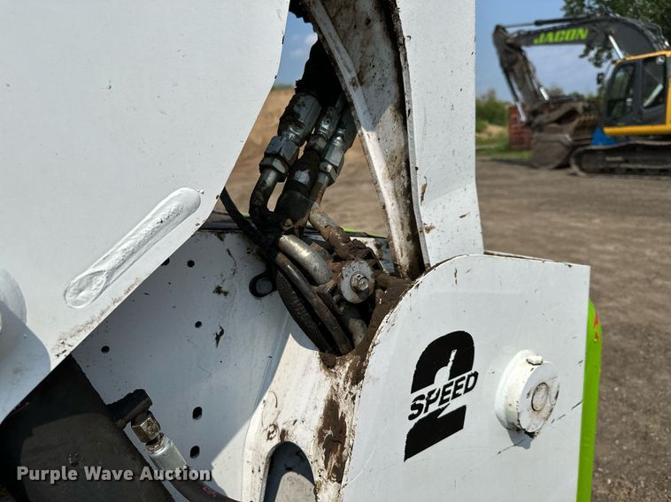 image for item MQ9335 2019 Bobcat T595  skid steer loader