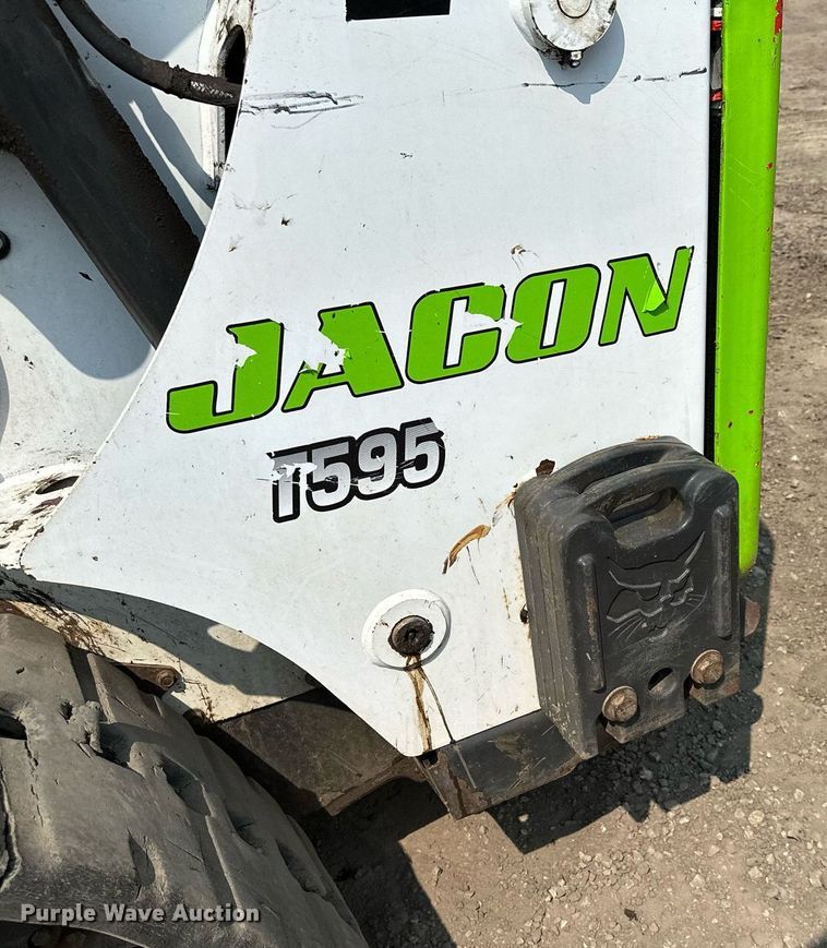 image for item MQ9335 2019 Bobcat T595  skid steer loader