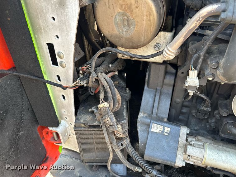 image for item MQ9335 2019 Bobcat T595  skid steer loader