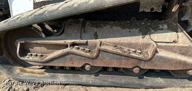 image for item MQ9335 2019 Bobcat T595  skid steer loader