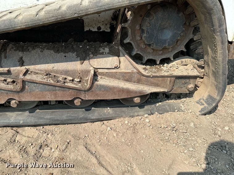 image for item MQ9335 2019 Bobcat T595  skid steer loader