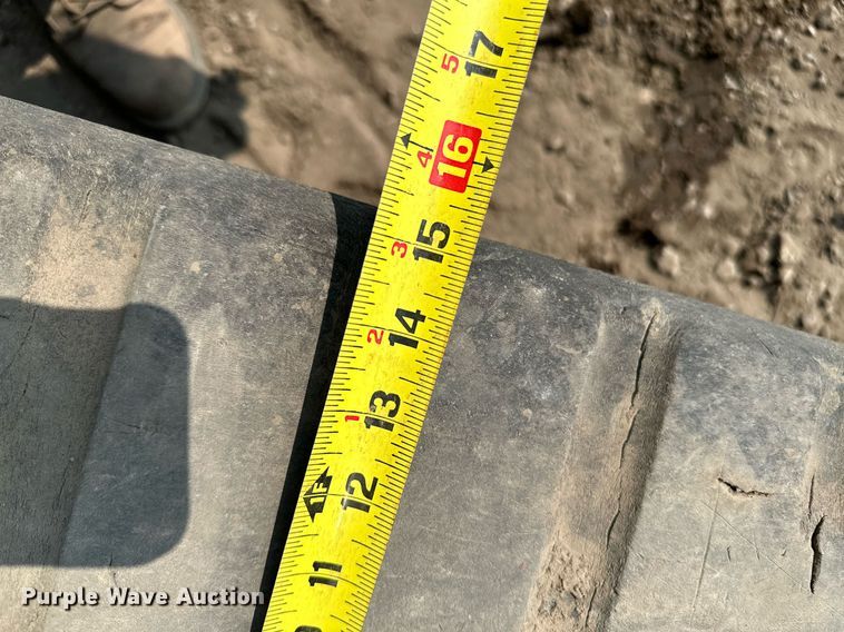 image for item MQ9335 2019 Bobcat T595  skid steer loader