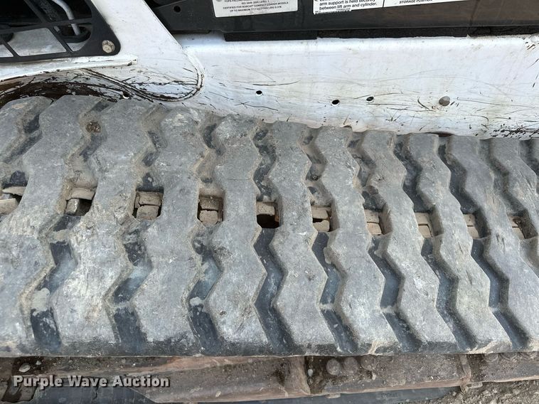image for item MQ9335 2019 Bobcat T595  skid steer loader