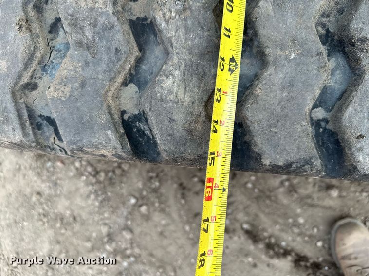 image for item MQ9335 2019 Bobcat T595  skid steer loader