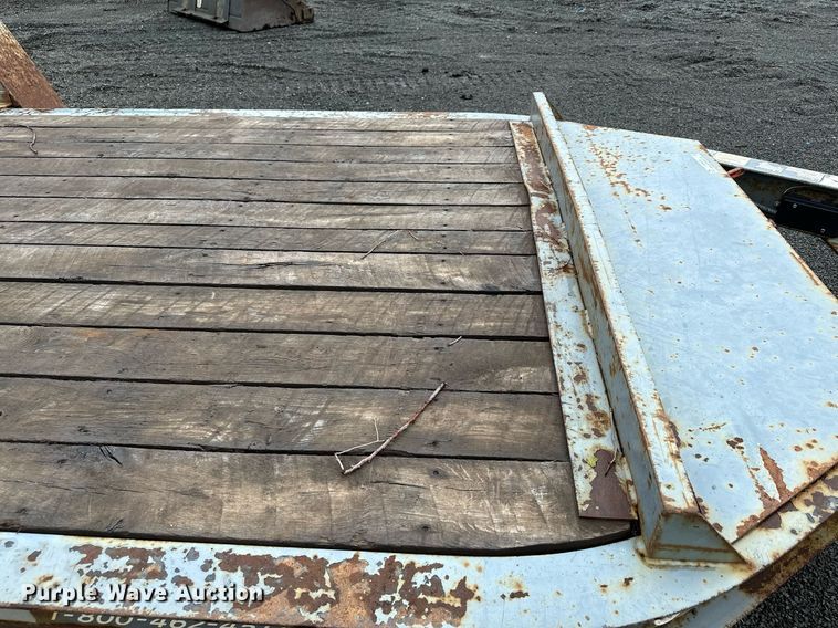 image for item MQ9339 2002 Big Tow BE-5  equipment trailer