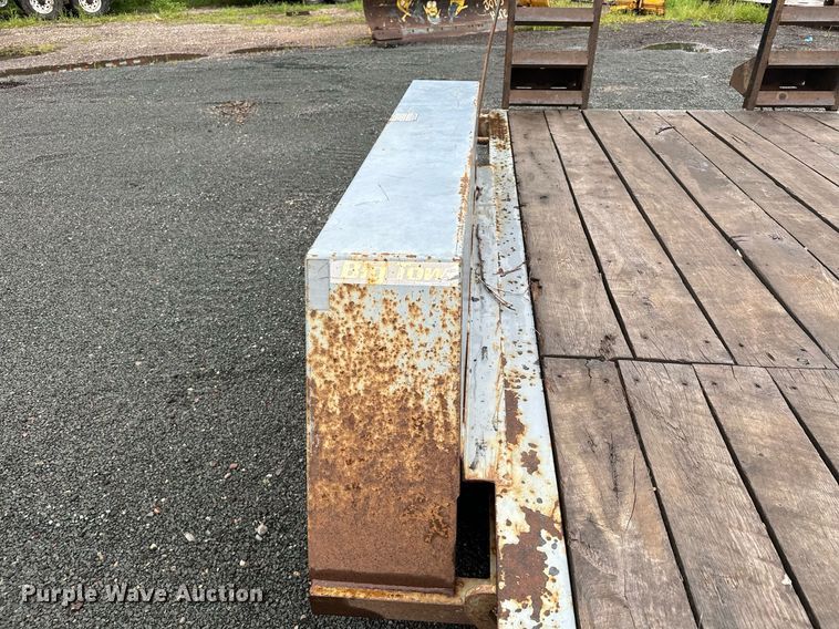image for item MQ9339 2002 Big Tow BE-5  equipment trailer