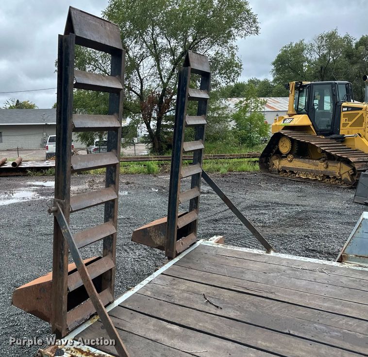 image for item MQ9339 2002 Big Tow BE-5  equipment trailer