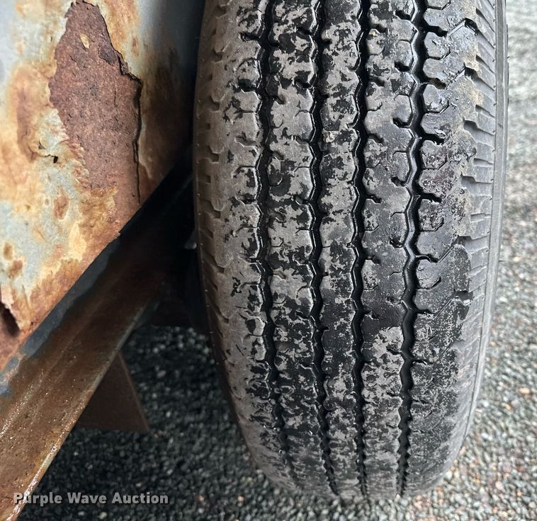 image for item MQ9339 2002 Big Tow BE-5  equipment trailer