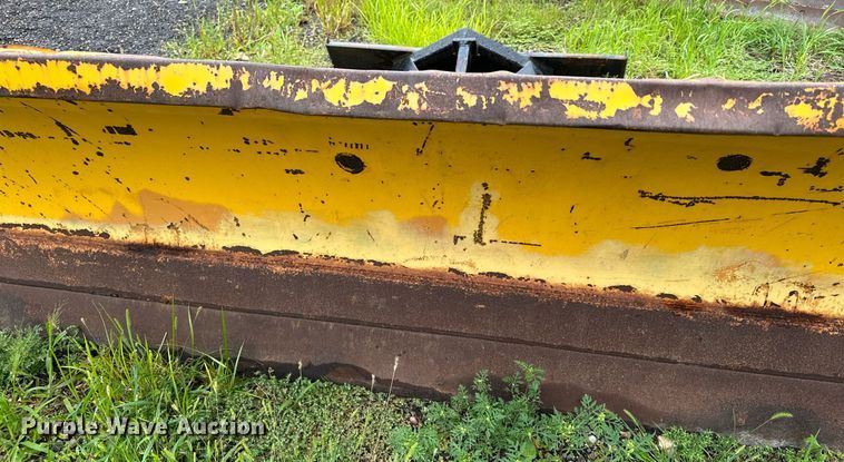 image for item MQ9340 LEO  skid steer snow plow